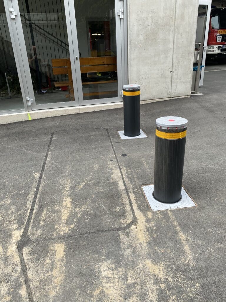 Poller Schwarz DM 275mm, Höhe 800mm